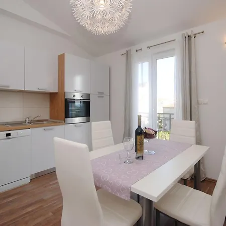 Mardi Apartament Kaštela